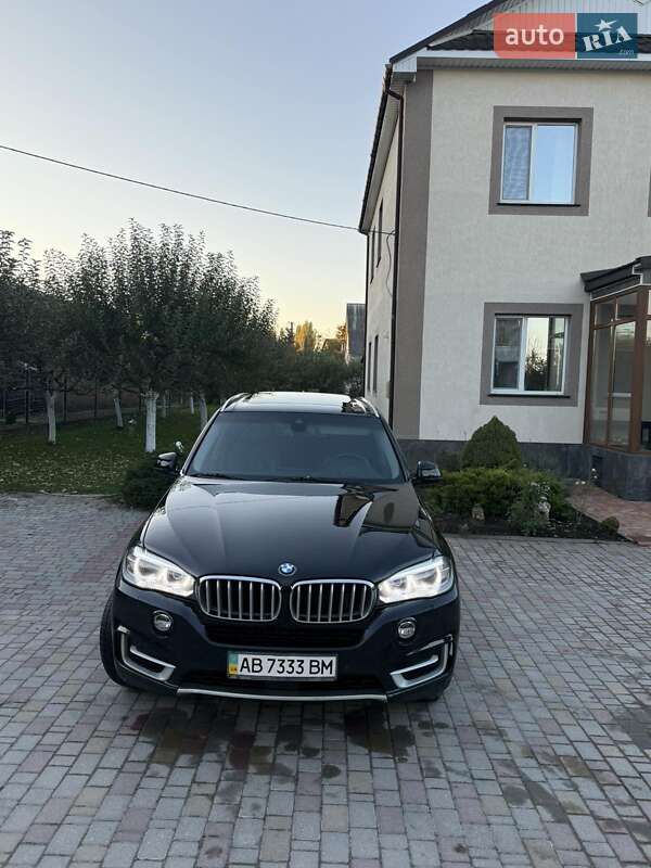 Позашляховик / Кросовер BMW X5 2015 в Хмільнику