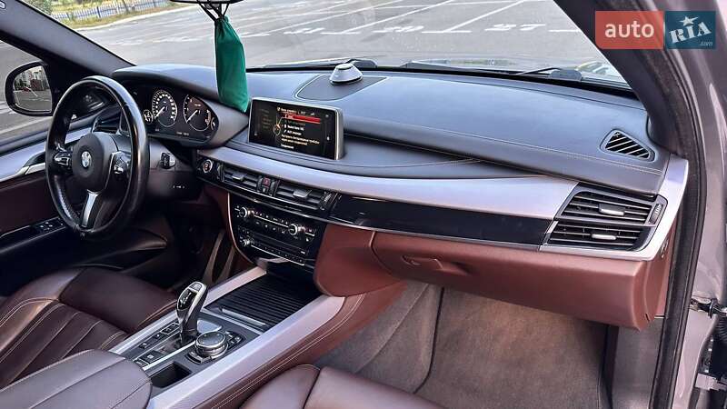 Внедорожник / Кроссовер BMW X5 2016 в Киеве