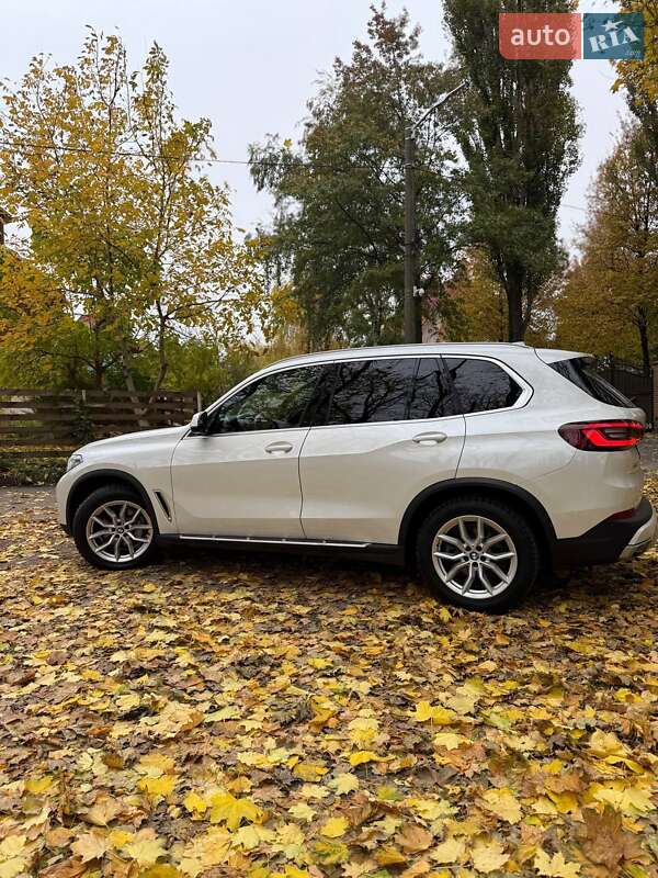Внедорожник / Кроссовер BMW X5 2019 в Киеве