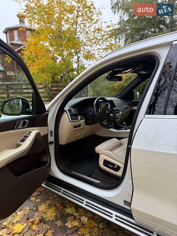 Внедорожник / Кроссовер BMW X5 2019 в Киеве