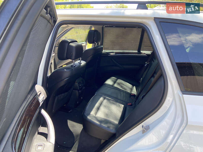 Позашляховик / Кросовер BMW X5 2012 в Львові фото 9 Позашляховик / Кросовер BMW X5 2012 в Львові