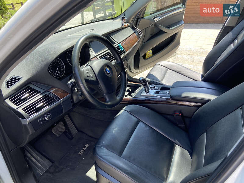 Позашляховик / Кросовер BMW X5 2012 в Львові фото 16 Позашляховик / Кросовер BMW X5 2012 в Львові