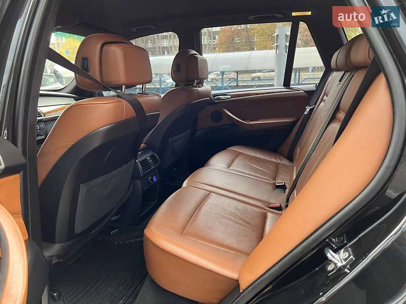 Внедорожник / Кроссовер BMW X5 2009 в Киеве