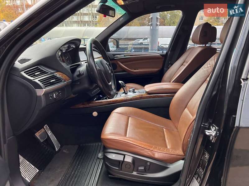 Внедорожник / Кроссовер BMW X5 2009 в Киеве