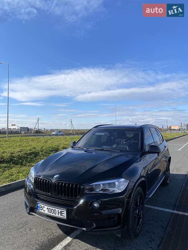 Внедорожник / Кроссовер BMW X5 2016 в 