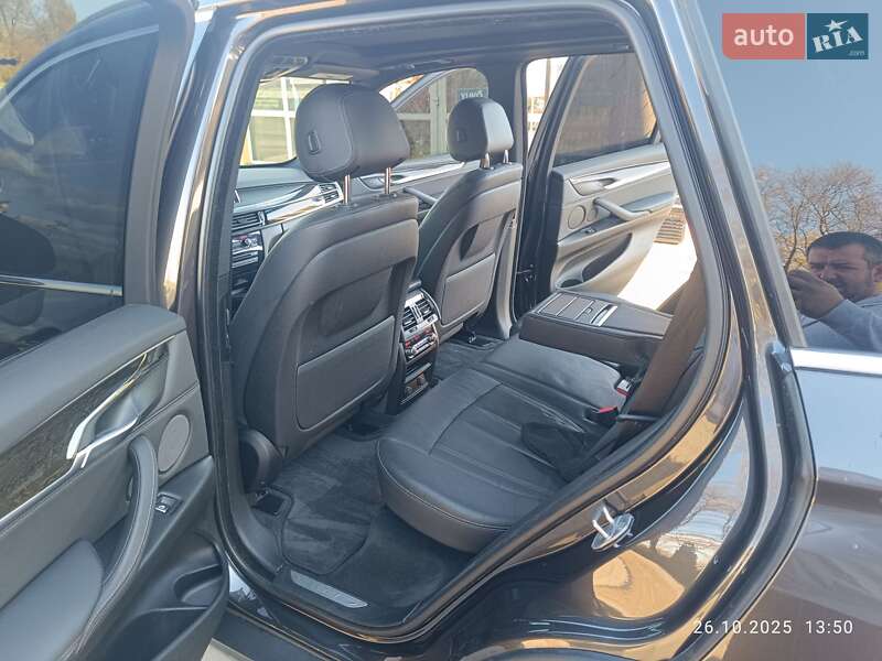 Внедорожник / Кроссовер BMW X5 2017 в Городке