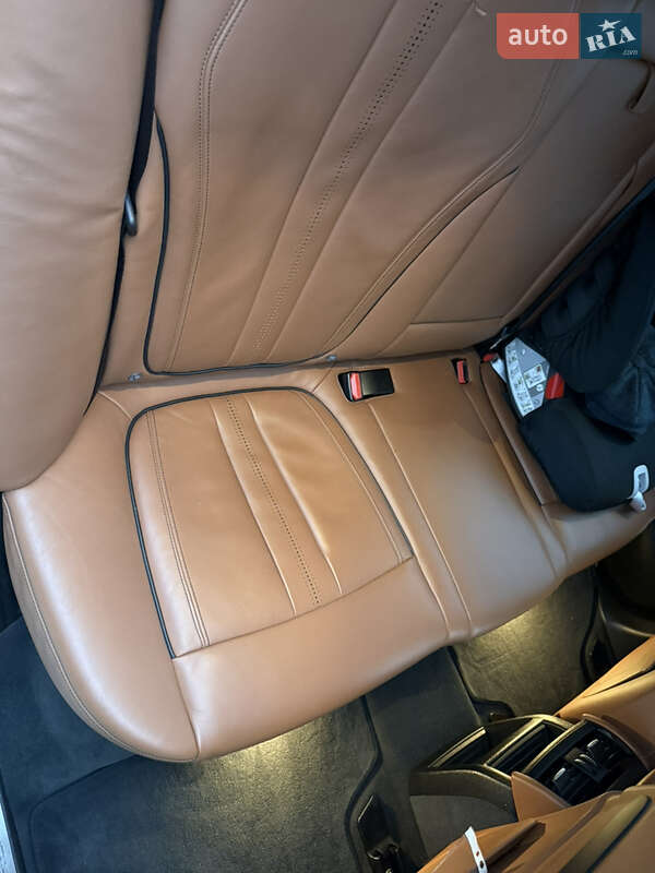 Внедорожник / Кроссовер BMW X5 2016 в Харькове фото 7 Внедорожник / Кроссовер BMW X5 2016 в Харькове