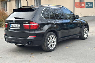 Позашляховик / Кросовер BMW X5 2013 в 