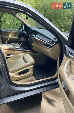 Внедорожник / Кроссовер BMW X5 2010 в 