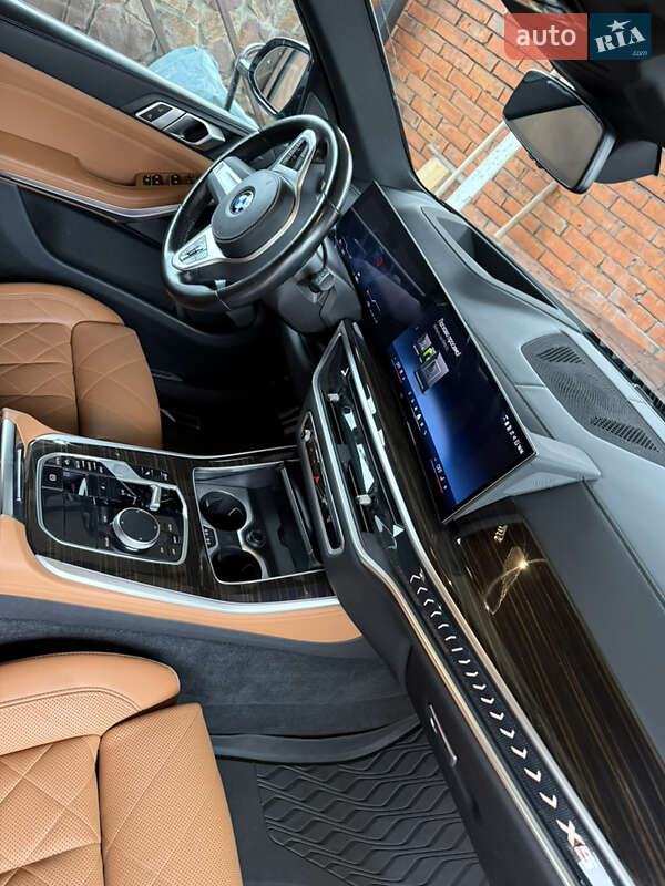 Внедорожник / Кроссовер BMW X5 2023 в Луцке