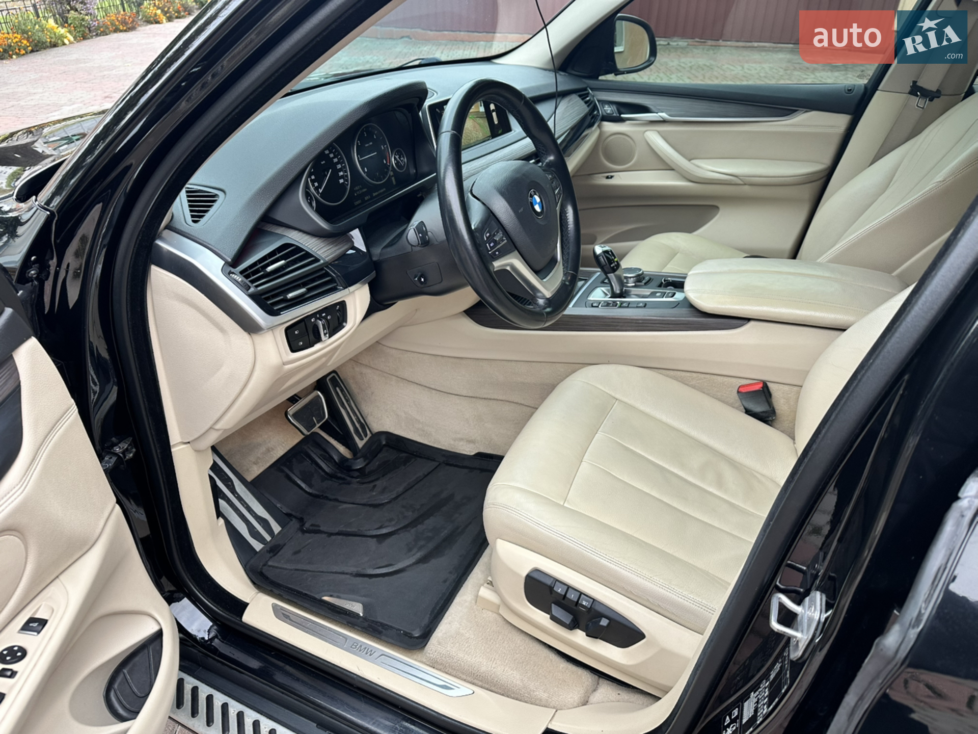 2015 BMW X5 - мініатюра 16