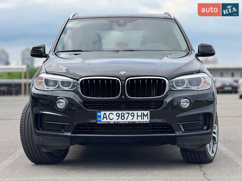 Позашляховик / Кросовер BMW X5 2015 в Луцьку