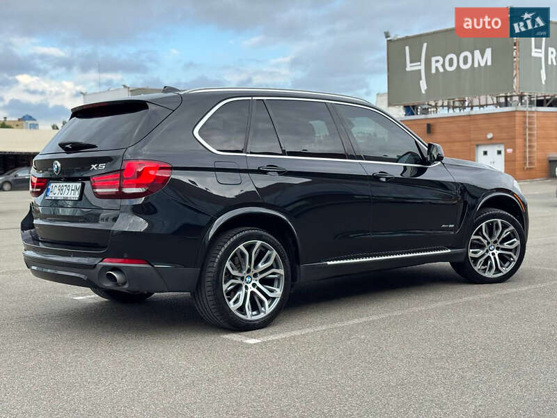 Позашляховик / Кросовер BMW X5 2015 в Луцьку
