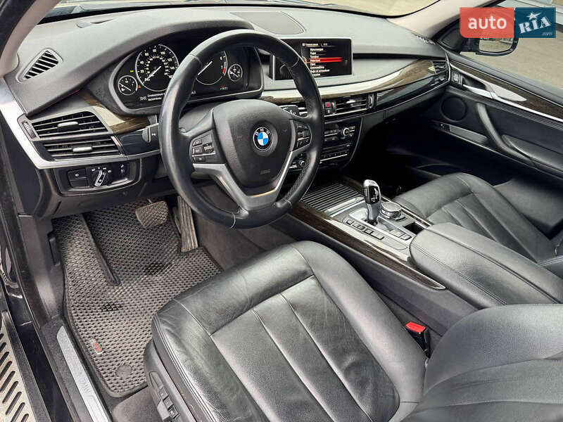 Позашляховик / Кросовер BMW X5 2015 в Луцьку