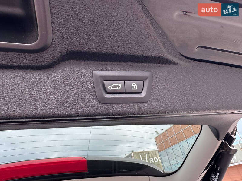 Позашляховик / Кросовер BMW X5 2015 в Луцьку