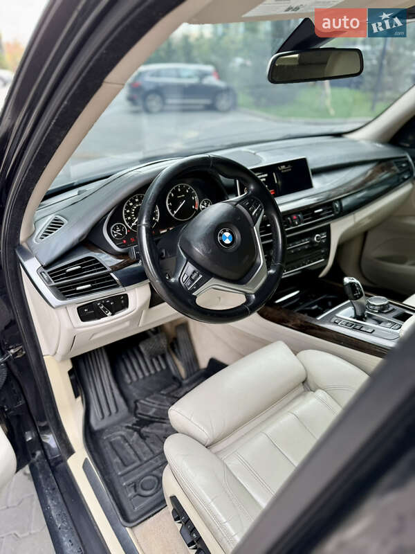 Позашляховик / Кросовер BMW X5 2015 в Києві