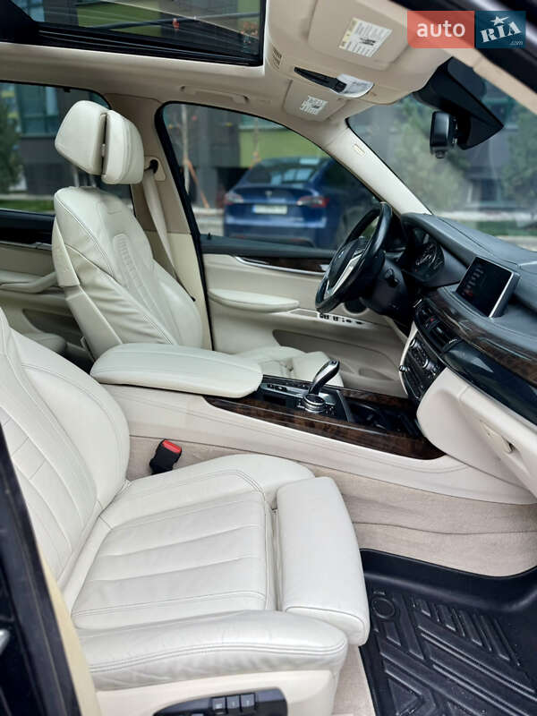 Позашляховик / Кросовер BMW X5 2015 в Києві