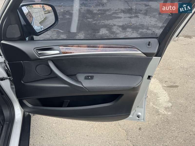 Позашляховик / Кросовер BMW X5 2008 в Тернополі