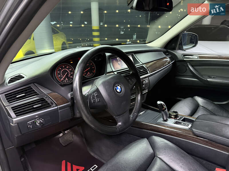 Внедорожник / Кроссовер BMW X5 2009 в Одессе