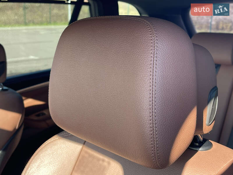 Позашляховик / Кросовер BMW X5 2012 в Рівному