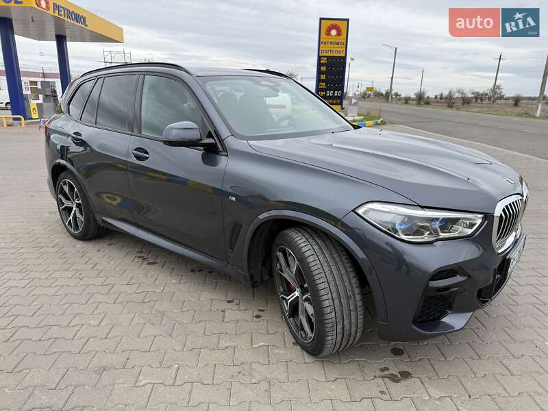 Внедорожник / Кроссовер BMW X5 2022 в Болграде
