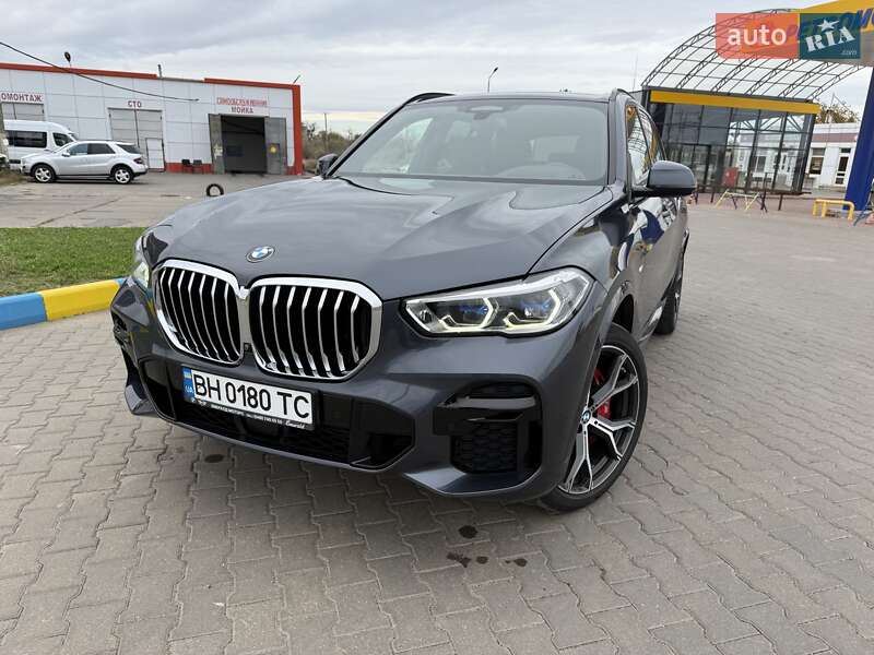 Внедорожник / Кроссовер BMW X5 2022 в Болграде