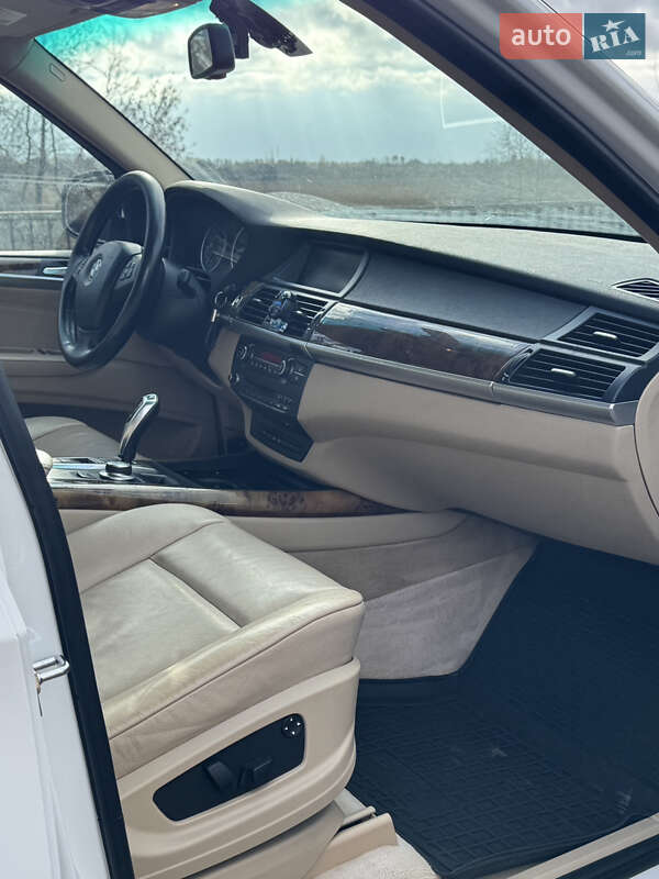 Внедорожник / Кроссовер BMW X5 2007 в Ровно фото 12 Внедорожник / Кроссовер BMW X5 2007 в Ровно