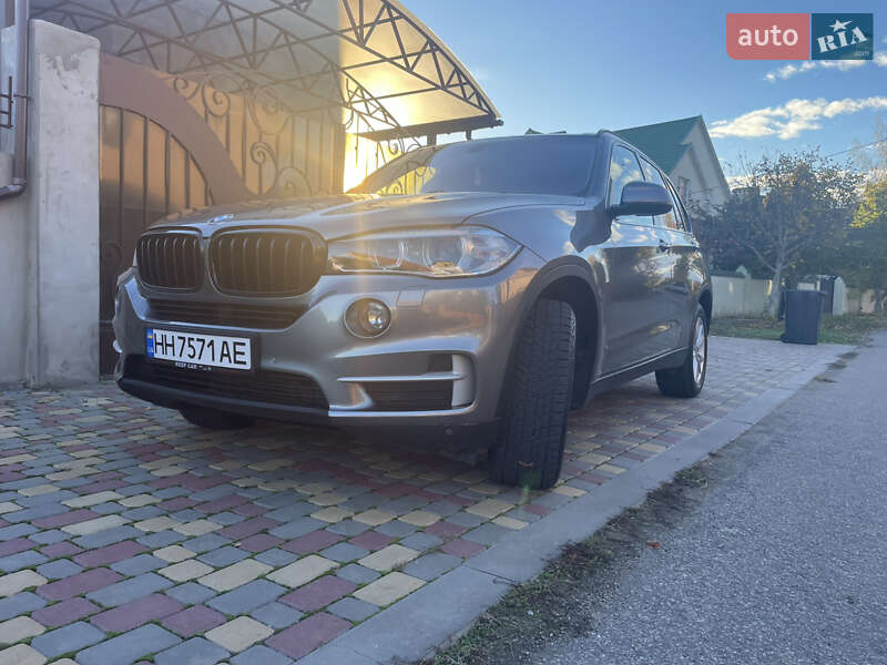 Внедорожник / Кроссовер BMW X5 2015 в Одессе
