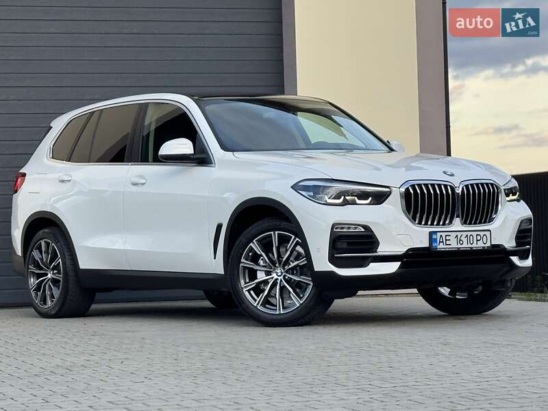 Позашляховик / Кросовер BMW X5 2021 в Стрию