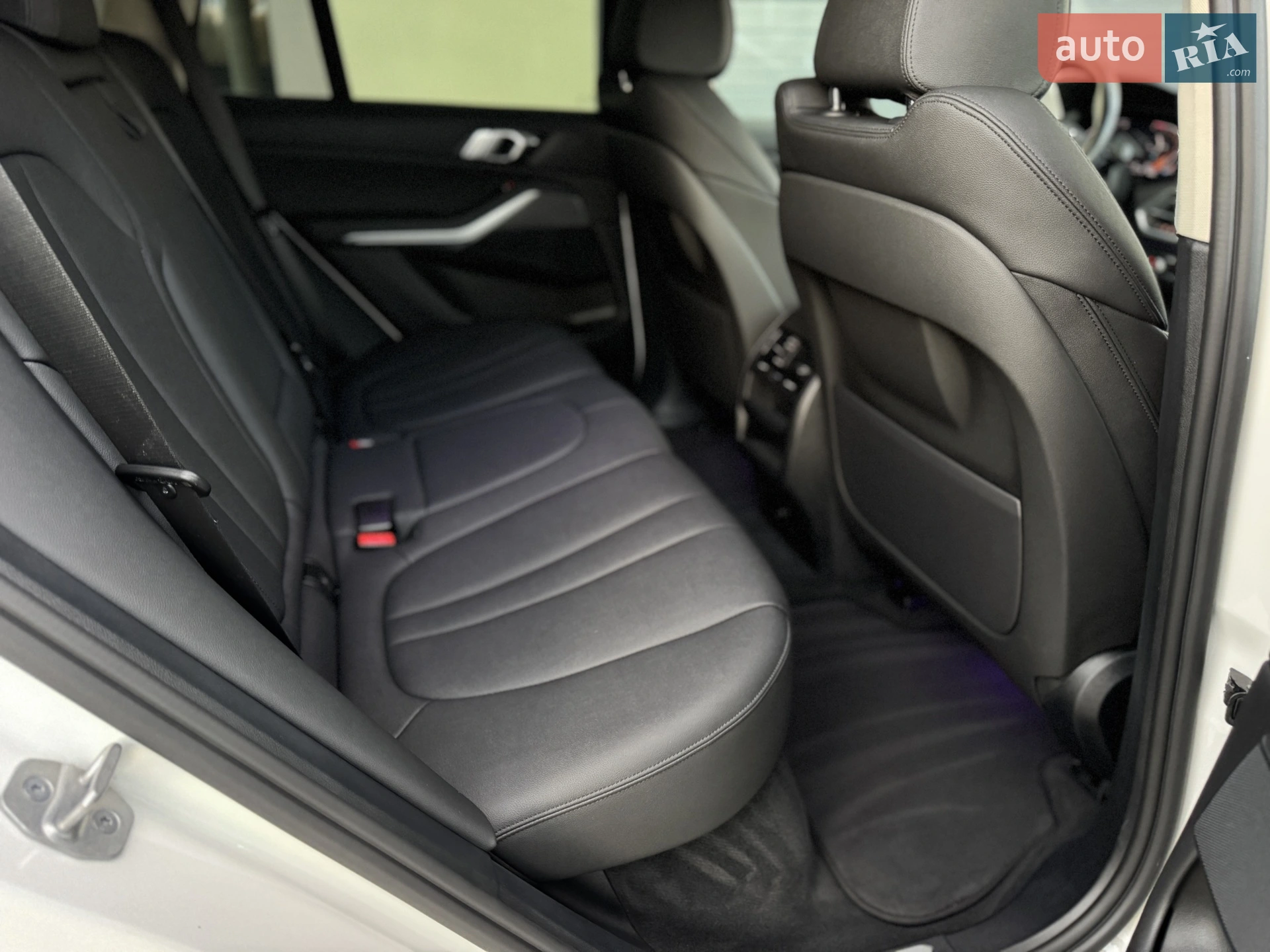 2021 BMW X5 - мініатюра 75