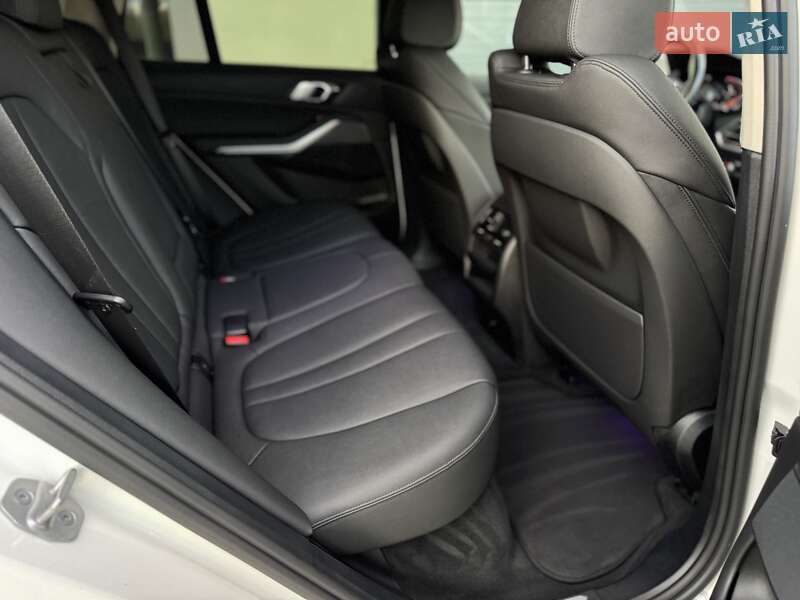 Позашляховик / Кросовер BMW X5 2021 в Стрию