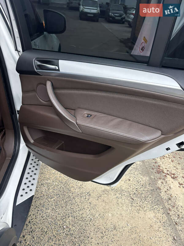 Внедорожник / Кроссовер BMW X5 2008 в Житомире