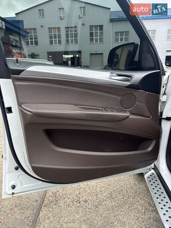 Внедорожник / Кроссовер BMW X5 2008 в Житомире