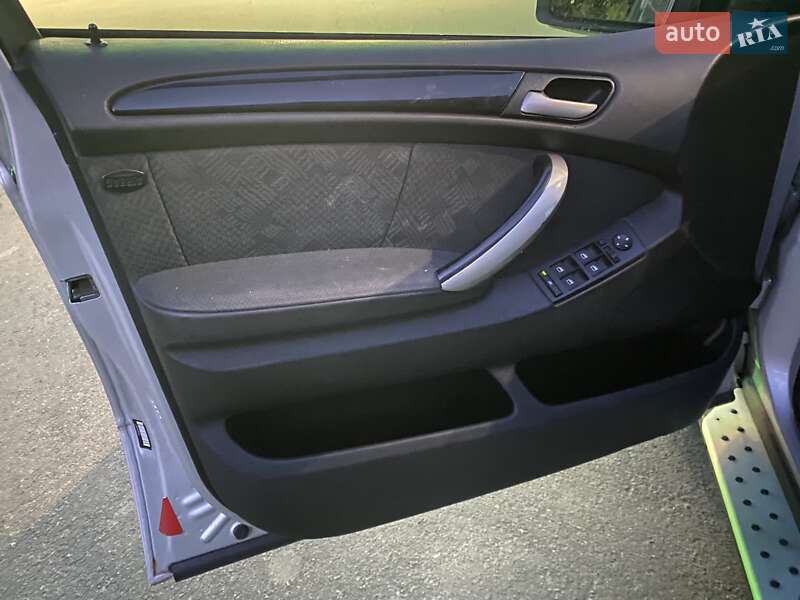 Позашляховик / Кросовер BMW X5 2003 в Кам'янець-Подільському