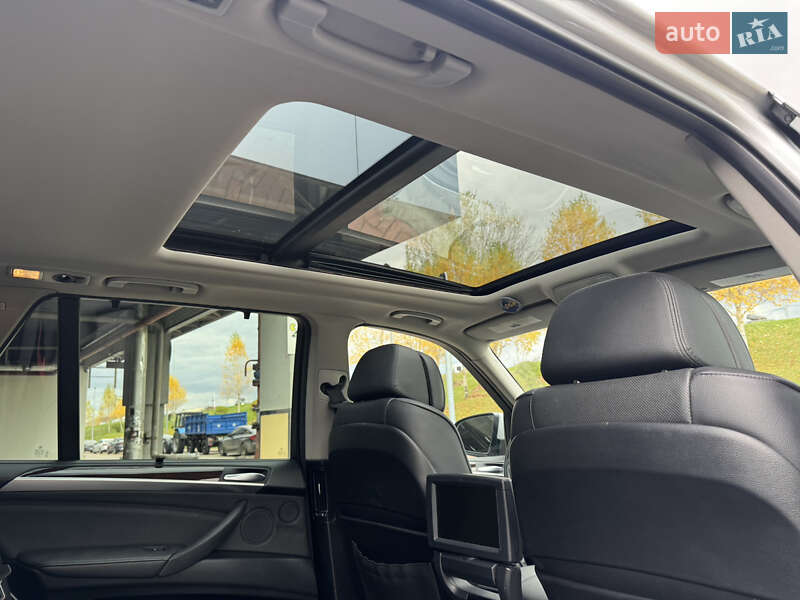 Внедорожник / Кроссовер BMW X5 2012 в Киеве