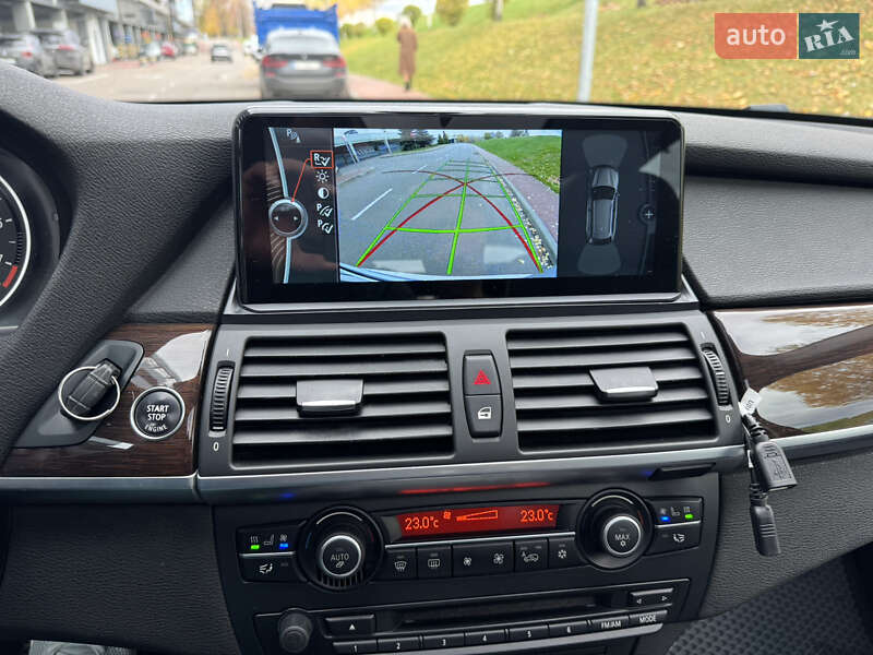 Внедорожник / Кроссовер BMW X5 2012 в Киеве