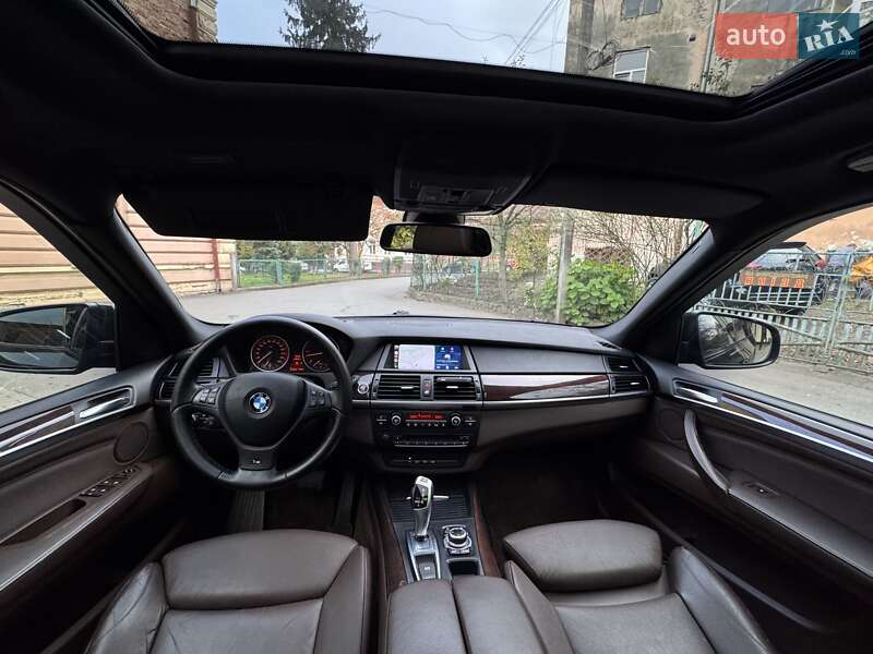 Внедорожник / Кроссовер BMW X5 2011 в Черновцах