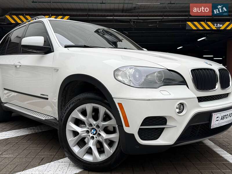 Внедорожник / Кроссовер BMW X5 2011 в Киеве