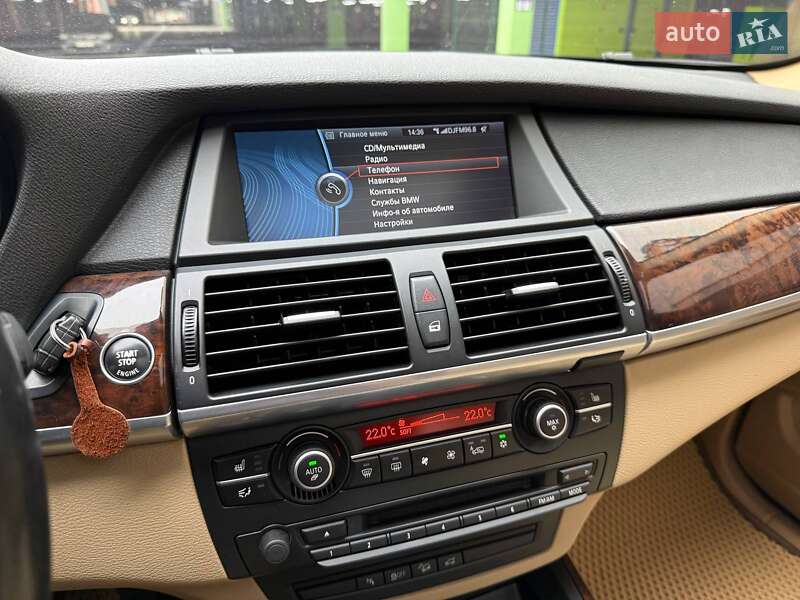 Внедорожник / Кроссовер BMW X5 2011 в Киеве