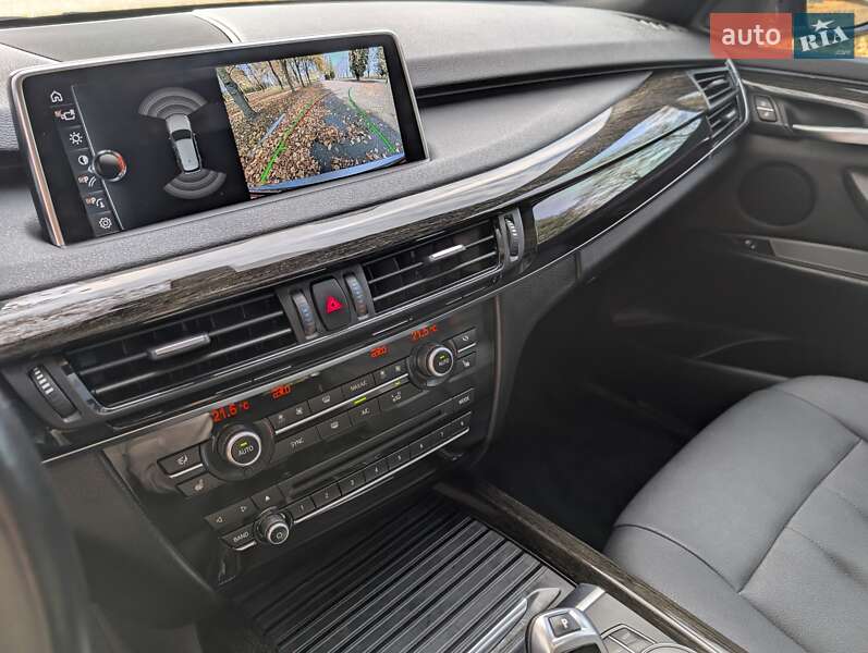 Позашляховик / Кросовер BMW X5 2017 в Луцьку