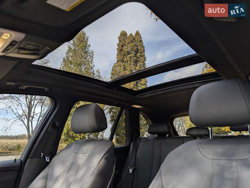 Позашляховик / Кросовер BMW X5 2017 в Луцьку