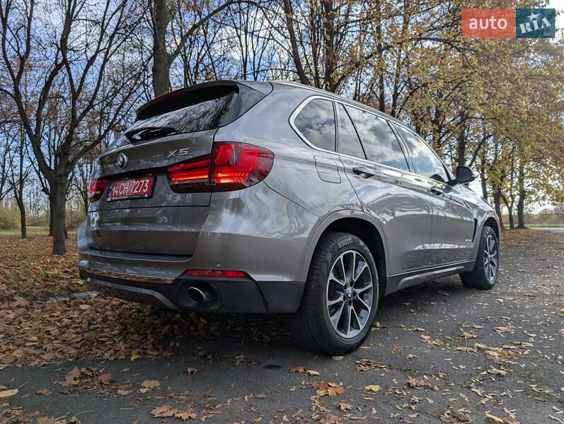 Позашляховик / Кросовер BMW X5 2017 в Луцьку