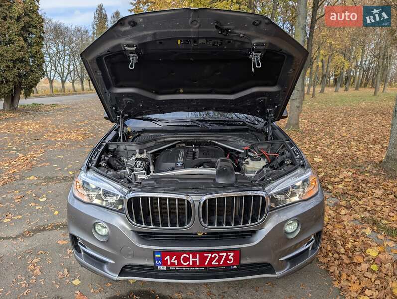 Позашляховик / Кросовер BMW X5 2017 в Луцьку