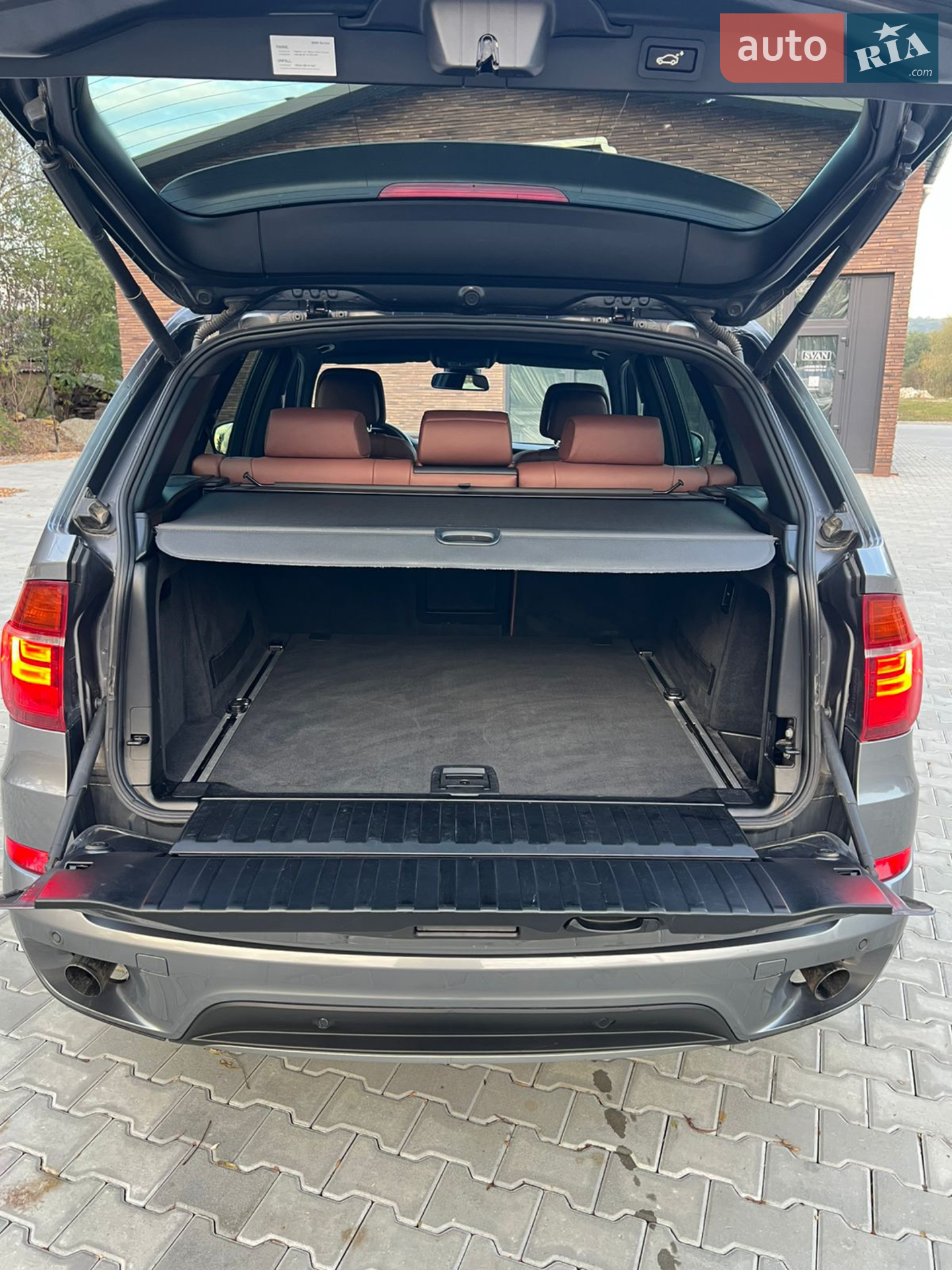 2011 BMW X5 - мініатюра 18