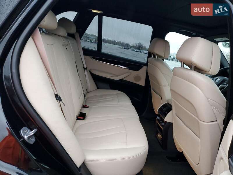 Внедорожник / Кроссовер BMW X5 2017 в Ивано-Франковске