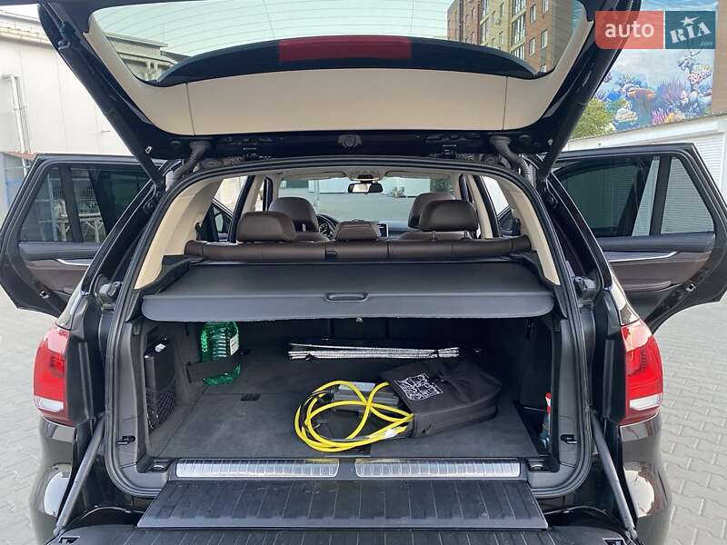 Внедорожник / Кроссовер BMW X5 2015 в Одессе