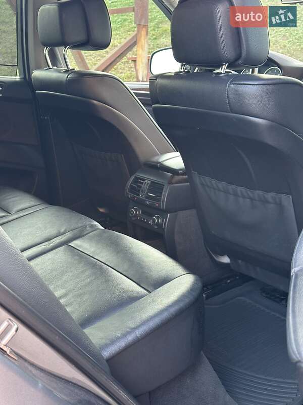 Внедорожник / Кроссовер BMW X5 2012 в Хмельнике