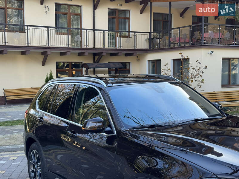 Внедорожник / Кроссовер BMW X5 2015 в Дрогобыче