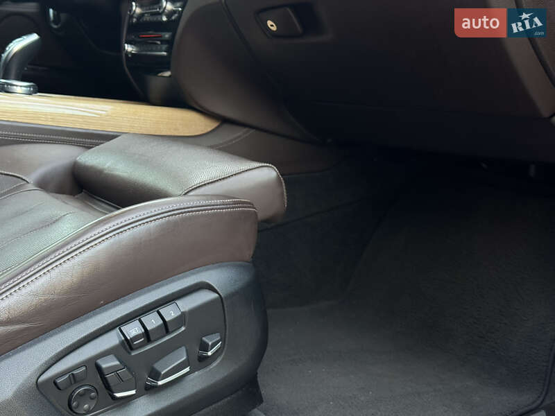 Внедорожник / Кроссовер BMW X5 2015 в Дрогобыче