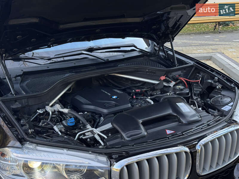 Внедорожник / Кроссовер BMW X5 2015 в Дрогобыче